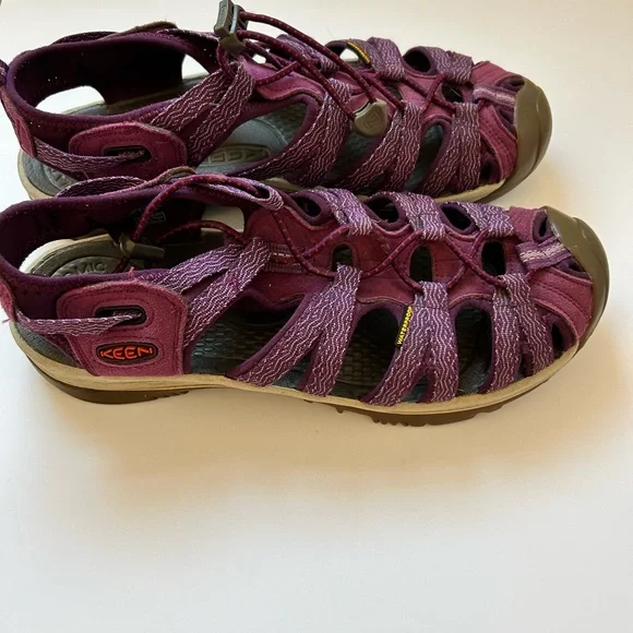 KEEN Waterproof Sandals (Size 9.5, Plum) shoes women’s - Picture 2 of 4